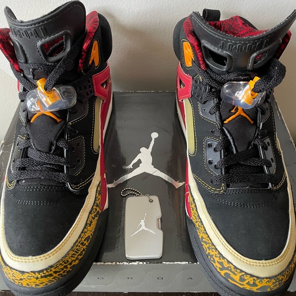 jordan spizike black yellow red